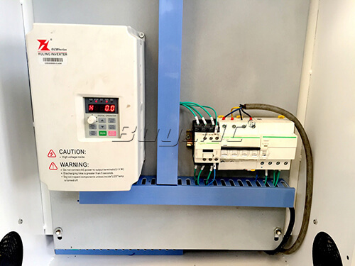 ABR-1325 4 axis cnc router machine inner of the controller