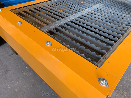 Material feeding roller