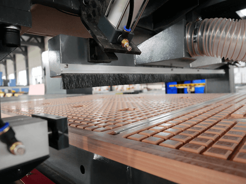 Finished material pushing system&Vacuum brush