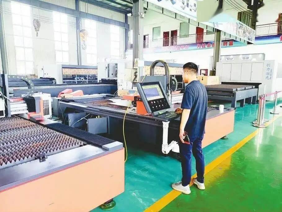 laser cut worker1